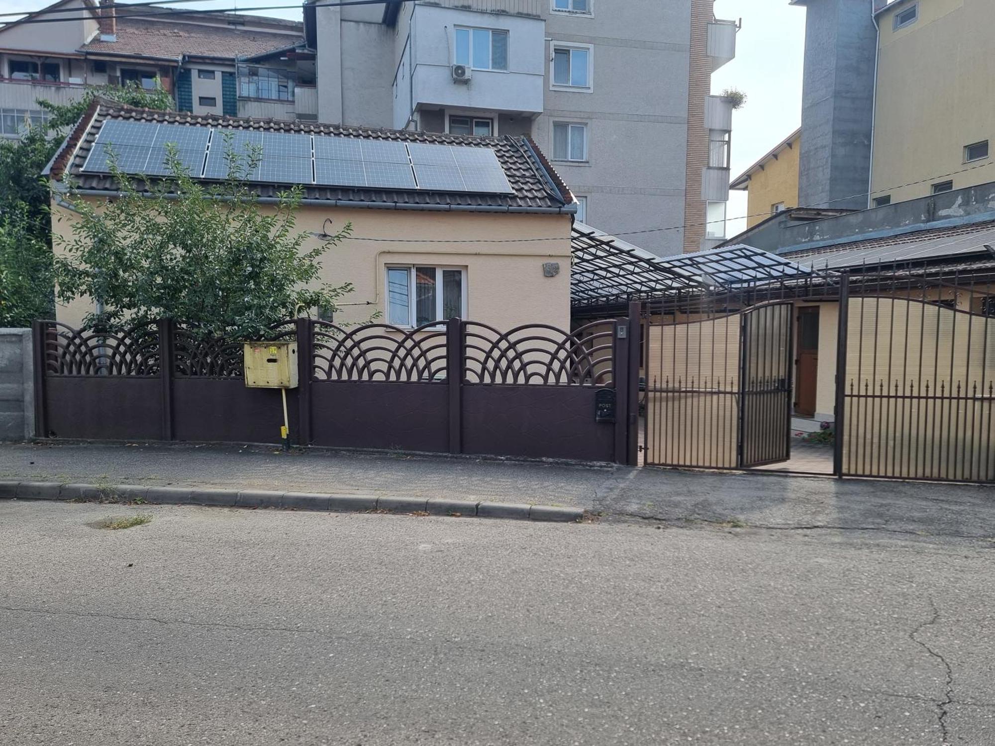 La Bebe 1 Bed Hotell Hunedoara Eksteriør bilde